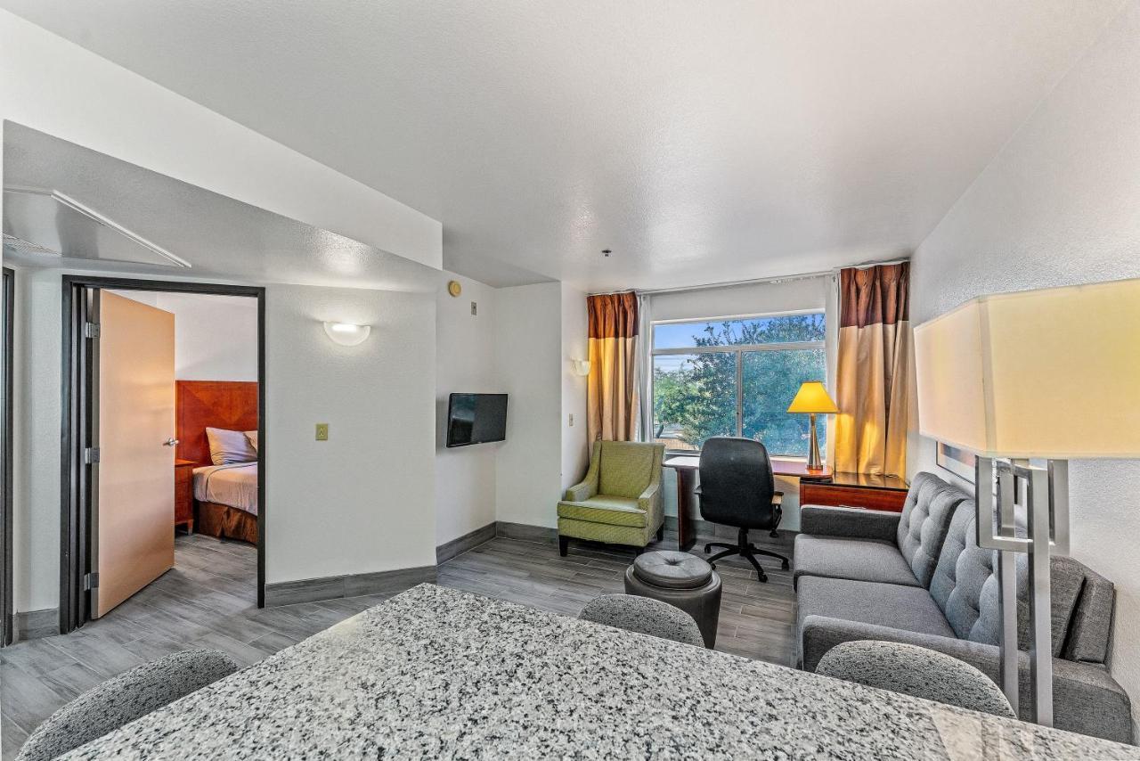 Chandler 1 Bd 1 Ba Fully Renovated Premium Lux Apartment Pets Allowed Εξωτερικό φωτογραφία